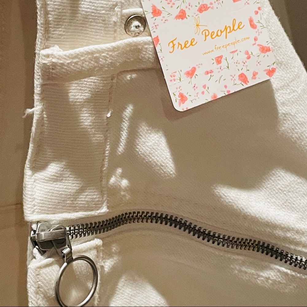 Free People white denim mini skirt - Picture 5 of 12